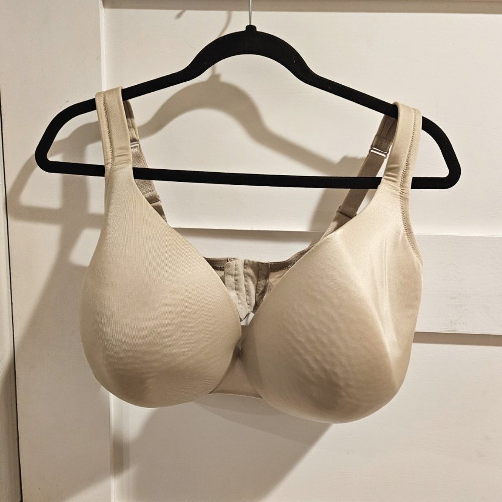 Smooth Lightly Lined Full Coverage Bra
